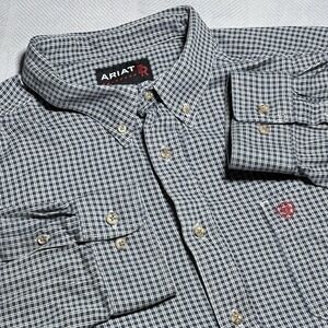 Ariat FR Work Shirt Mens 3XL Navy Plaid Pocket CAT 2 Flame Resistance Rugged